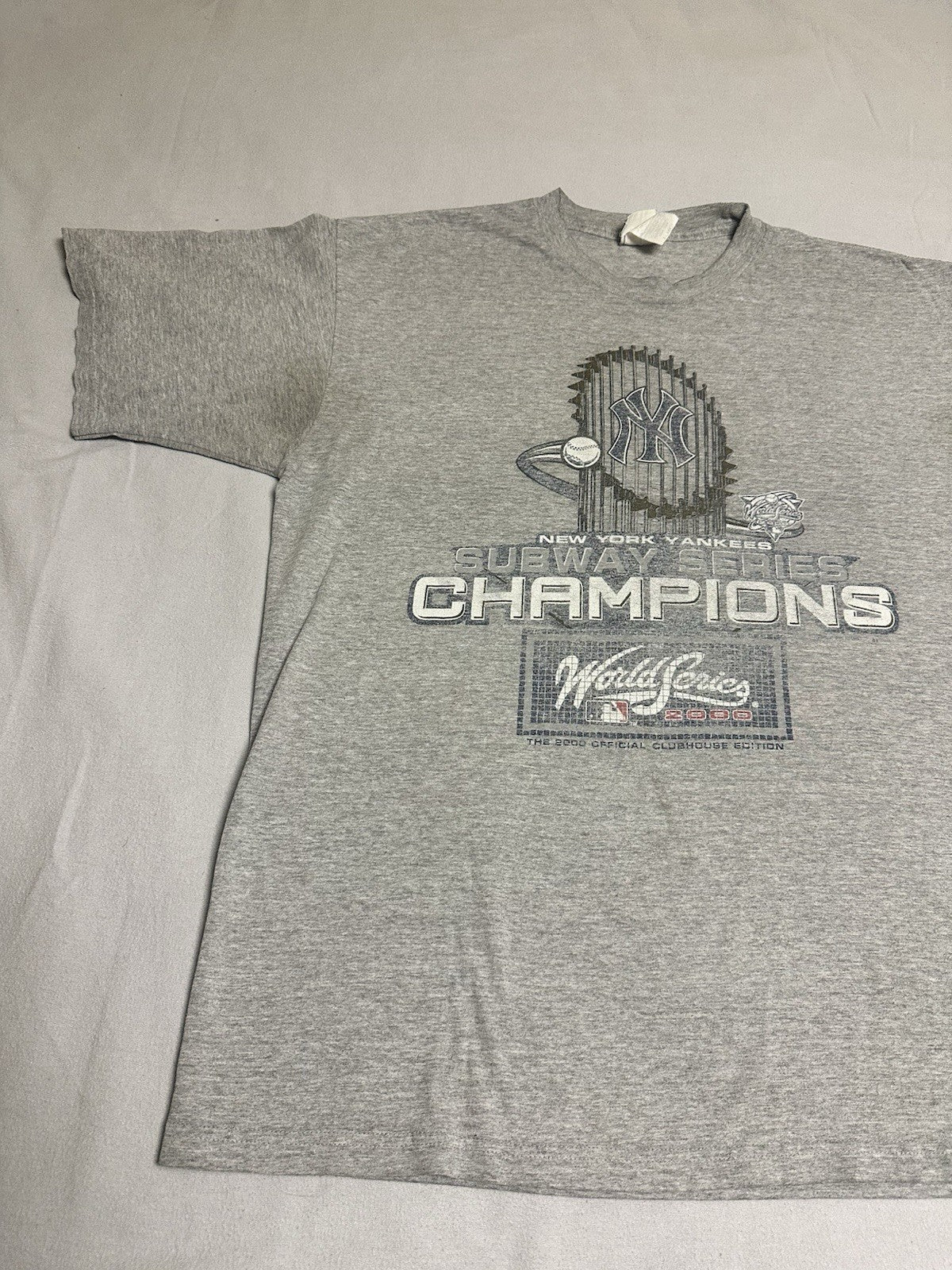 Vintage 2000 Lee Sport New York Yankees Subway Series Champions T-Shirt Grey XL
