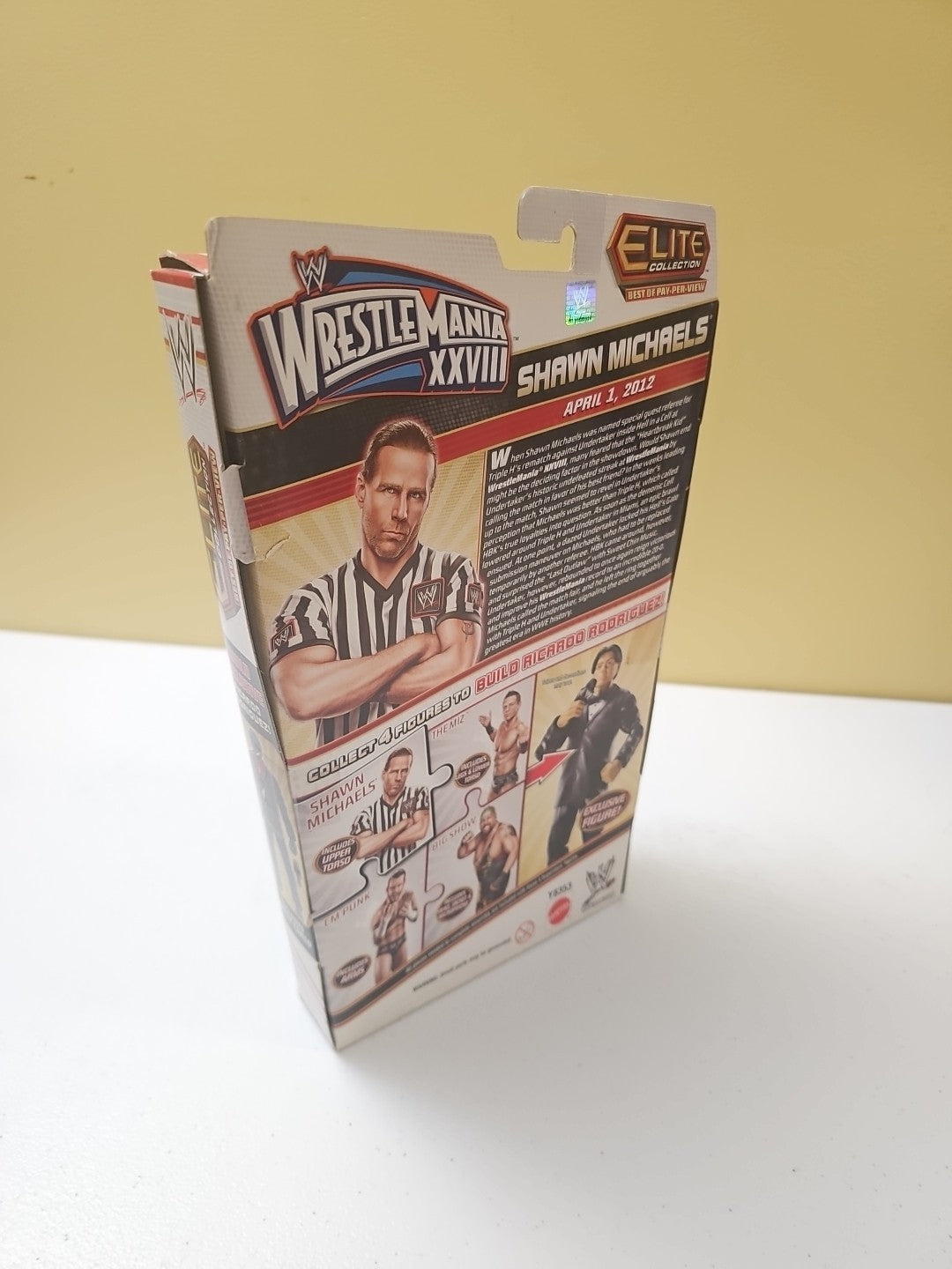 WWE Elite PPV Wrestlemania 28 HBK SHAWN MICHAELS REFEREE Toys R Us Exclusive NEW
