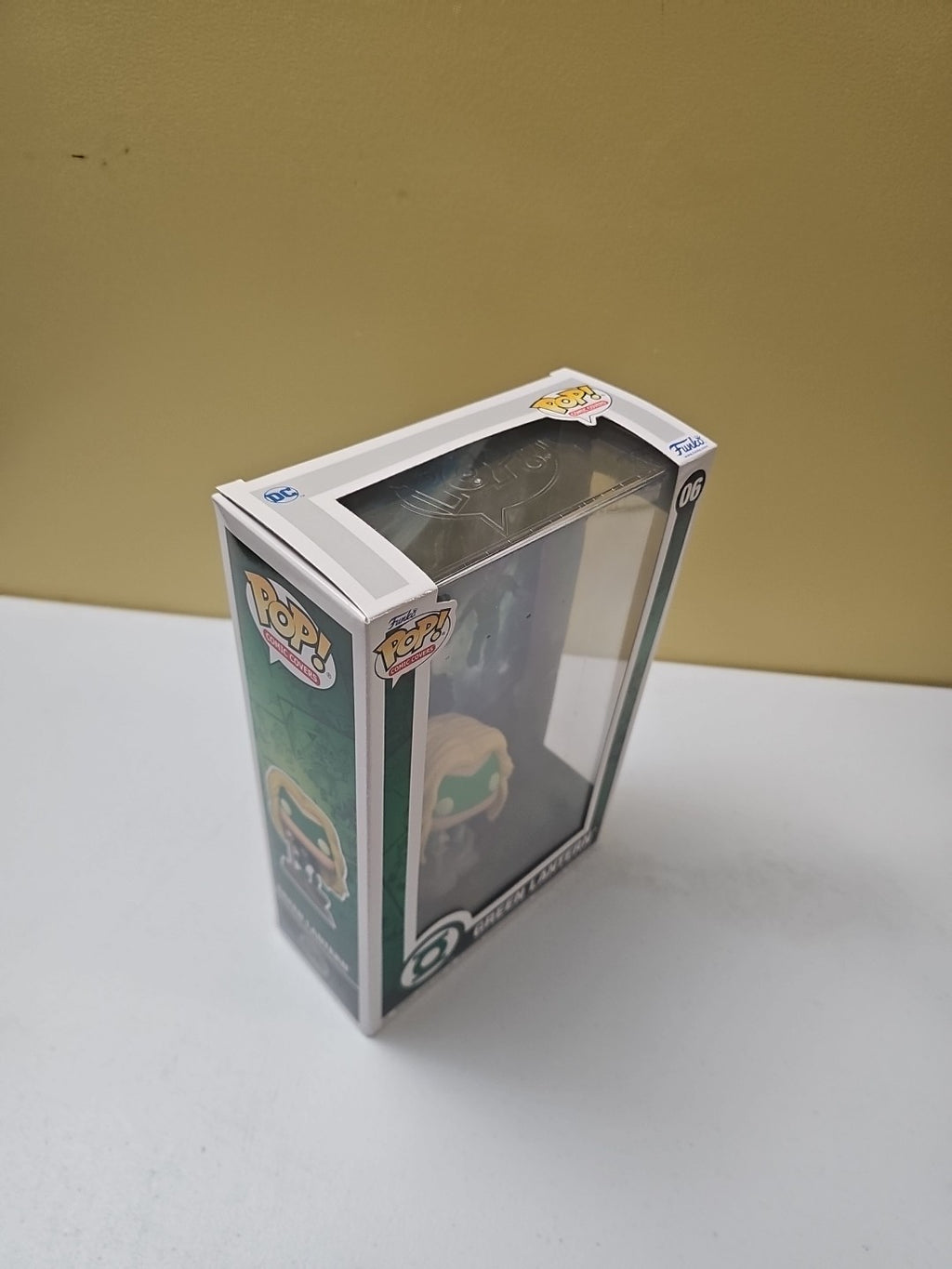 Funko Pop! Comic Covers DCeased: Dead Planet, Vol. 4 DC Comics Green Lantern