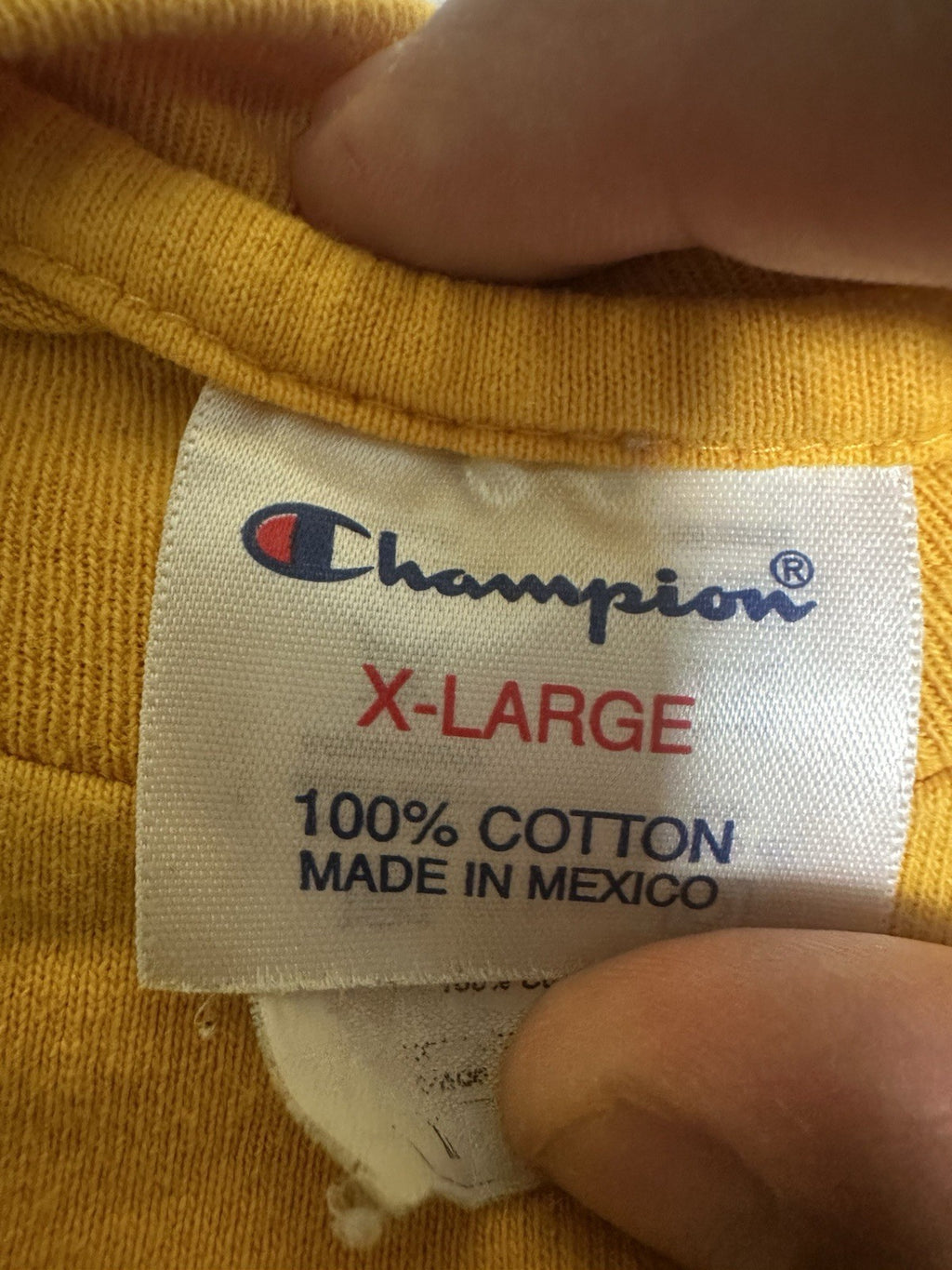 Vintage Los Angeles Lakers T-Shirt Adult XL Yellow NBA Champions 2000 Kobe Shaq