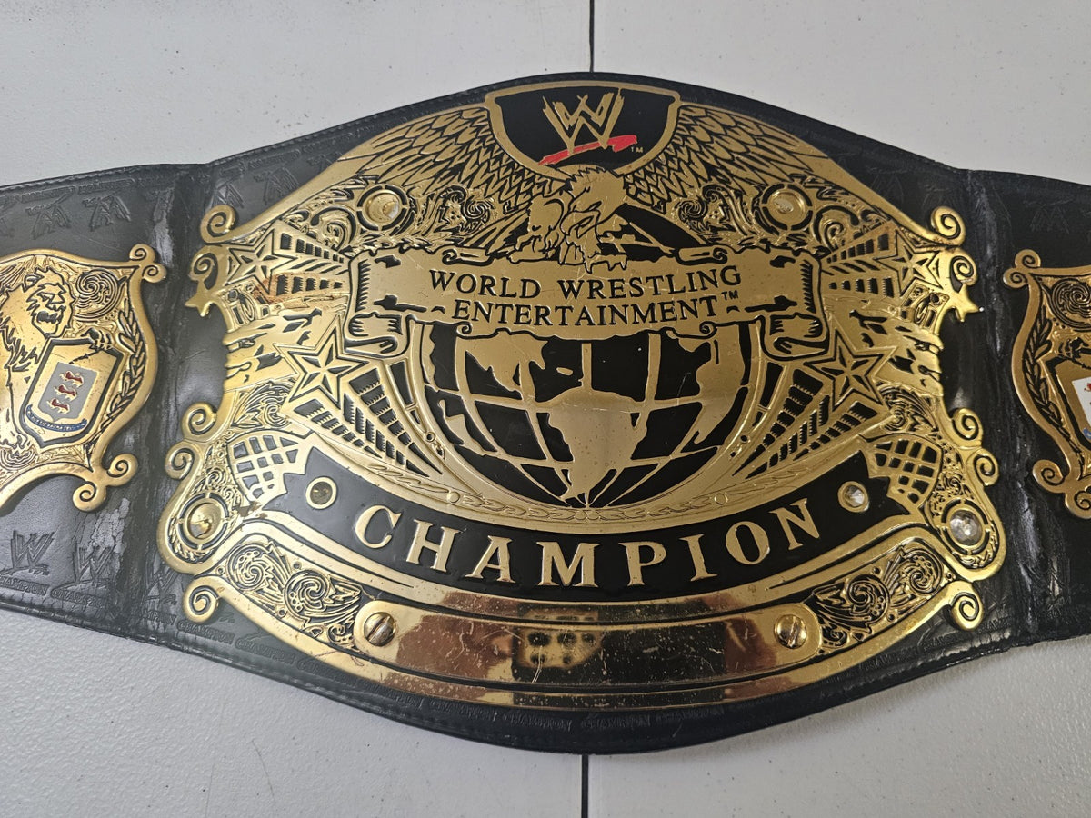 Used Rare WWE Undisputed Championship V1 Belt 2002 Figures Toy Co Release