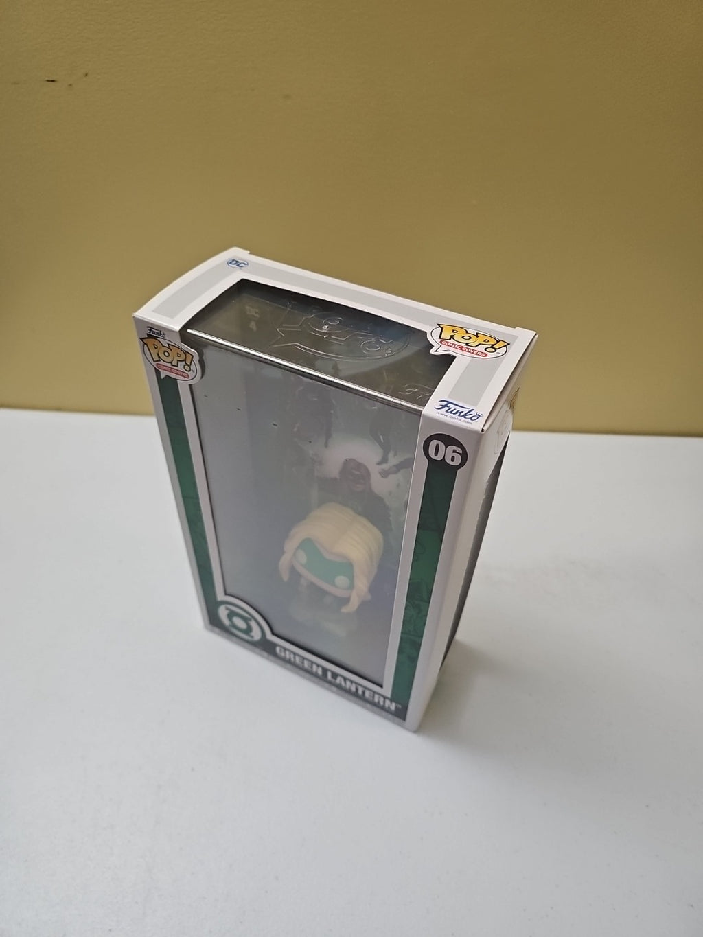 Funko Pop! Comic Covers DCeased: Dead Planet, Vol. 4 DC Comics Green Lantern