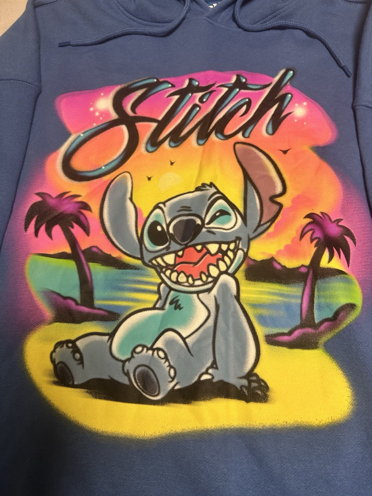 Disney's Lilo & Stitch Men's Airbrush Hoodie Size XL