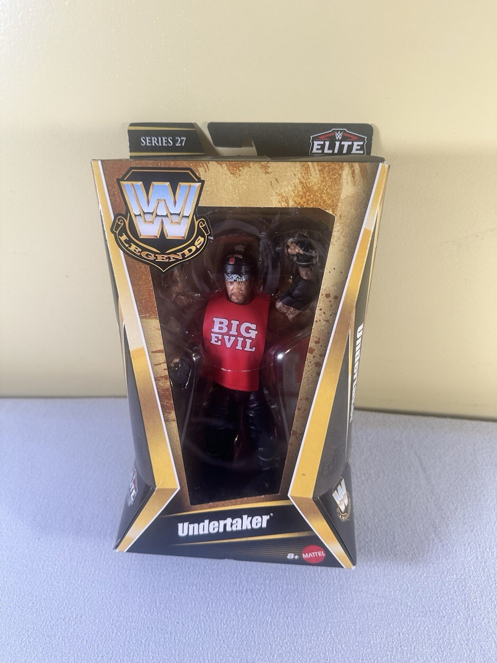 WWE LEGENDS Elite Collection: UNDERTAKER  Series 27 - Red Big Evil Shirt (NEW)