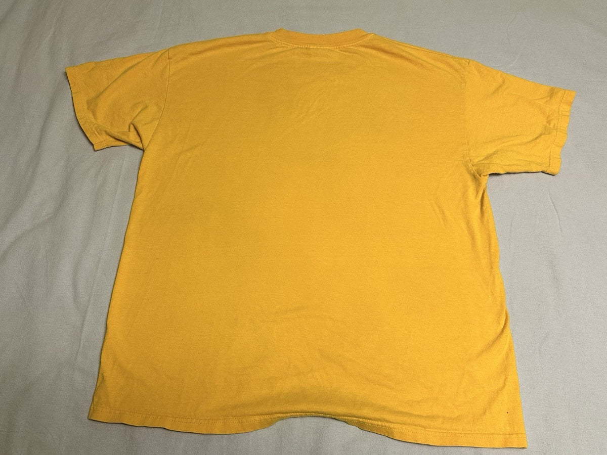 Vintage Los Angeles Lakers T-Shirt Adult XL Yellow NBA Champions 2000 Kobe Shaq