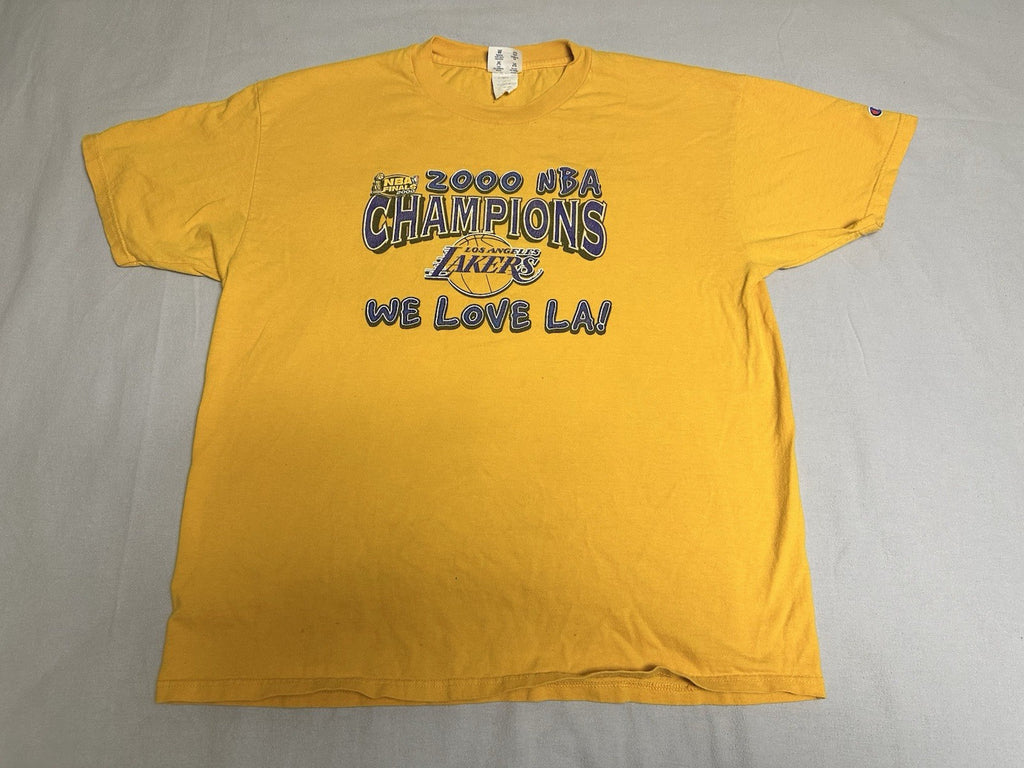Vintage Los Angeles Lakers T-Shirt Adult XL Yellow NBA Champions 2000 Kobe Shaq