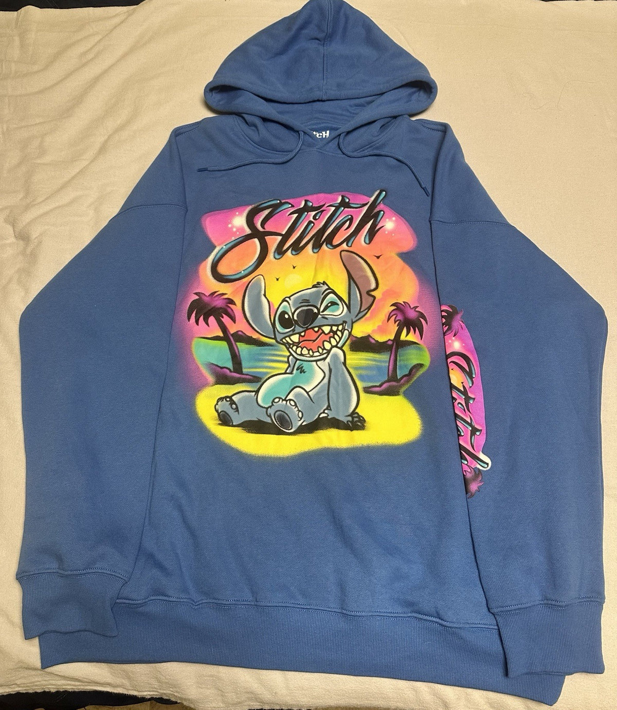 Disney's Lilo & Stitch Men's Airbrush Hoodie Size XL