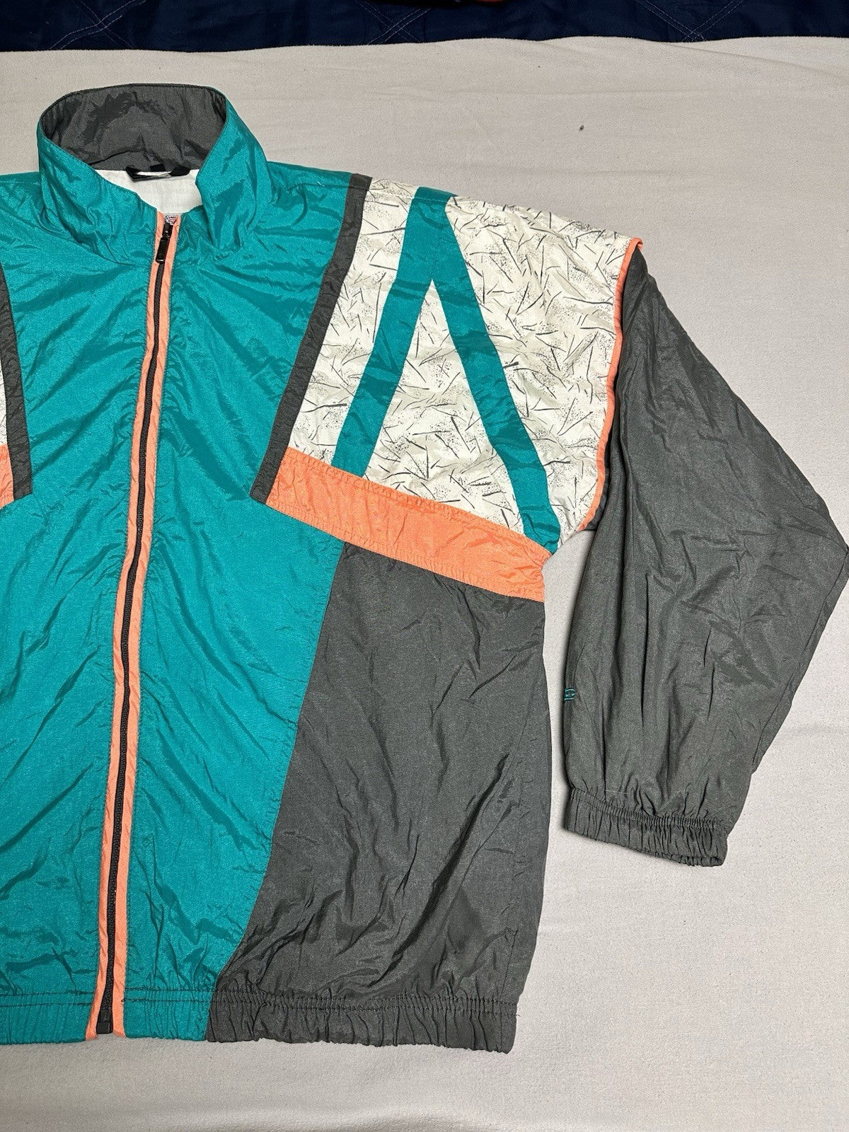 VTG 90s HEAD Sportswear Windbreaker Jacket Mens L  Colorblock Hong Kong