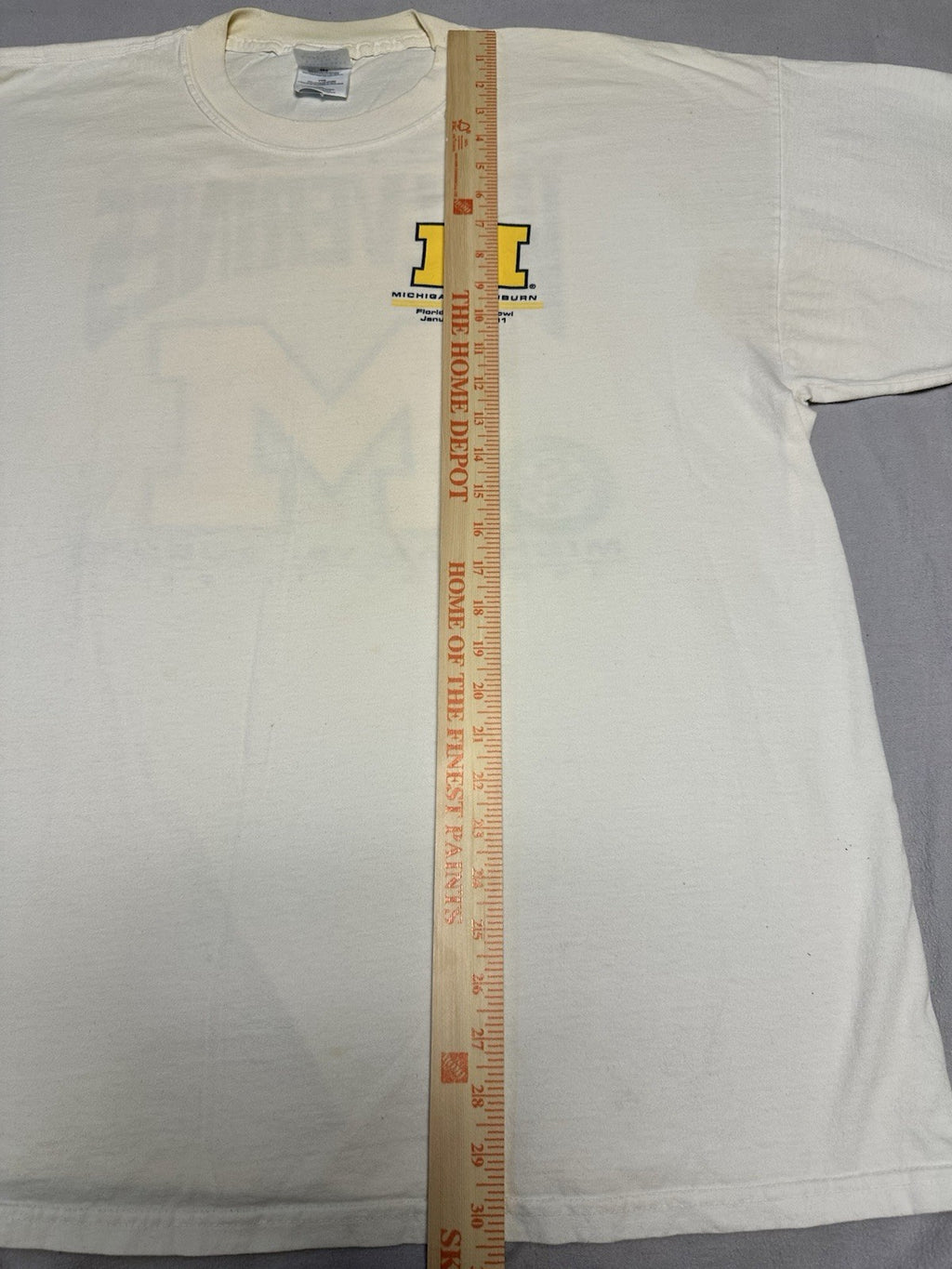 Michigan University Wolverines “Football Bowl Tradition” T-shirt Size XXL