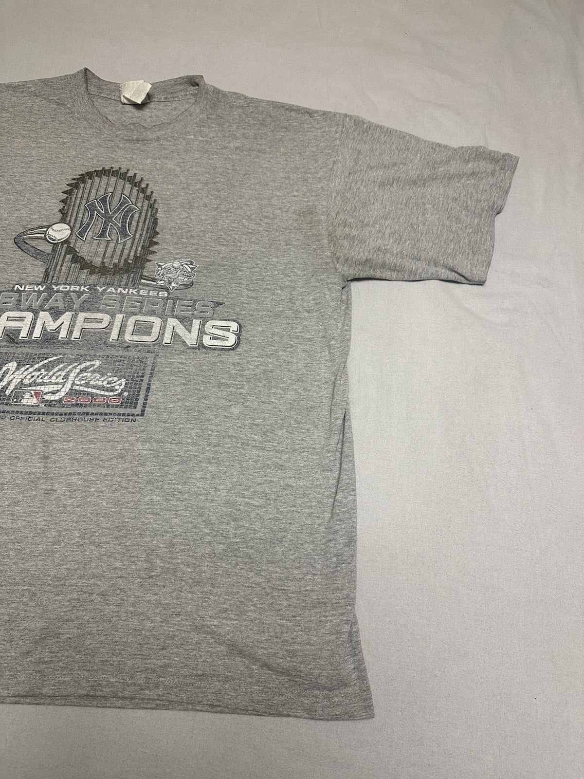 Vintage 2000 Lee Sport New York Yankees Subway Series Champions T-Shirt Grey XL