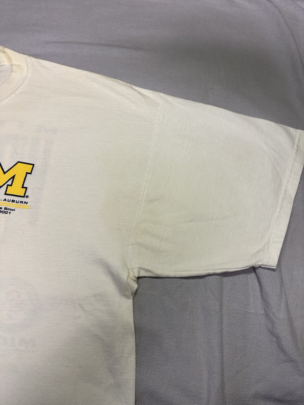 Michigan University Wolverines “Football Bowl Tradition” T-shirt Size XXL