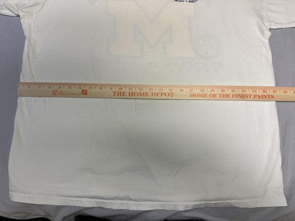 Michigan University Wolverines “Football Bowl Tradition” T-shirt Size XXL